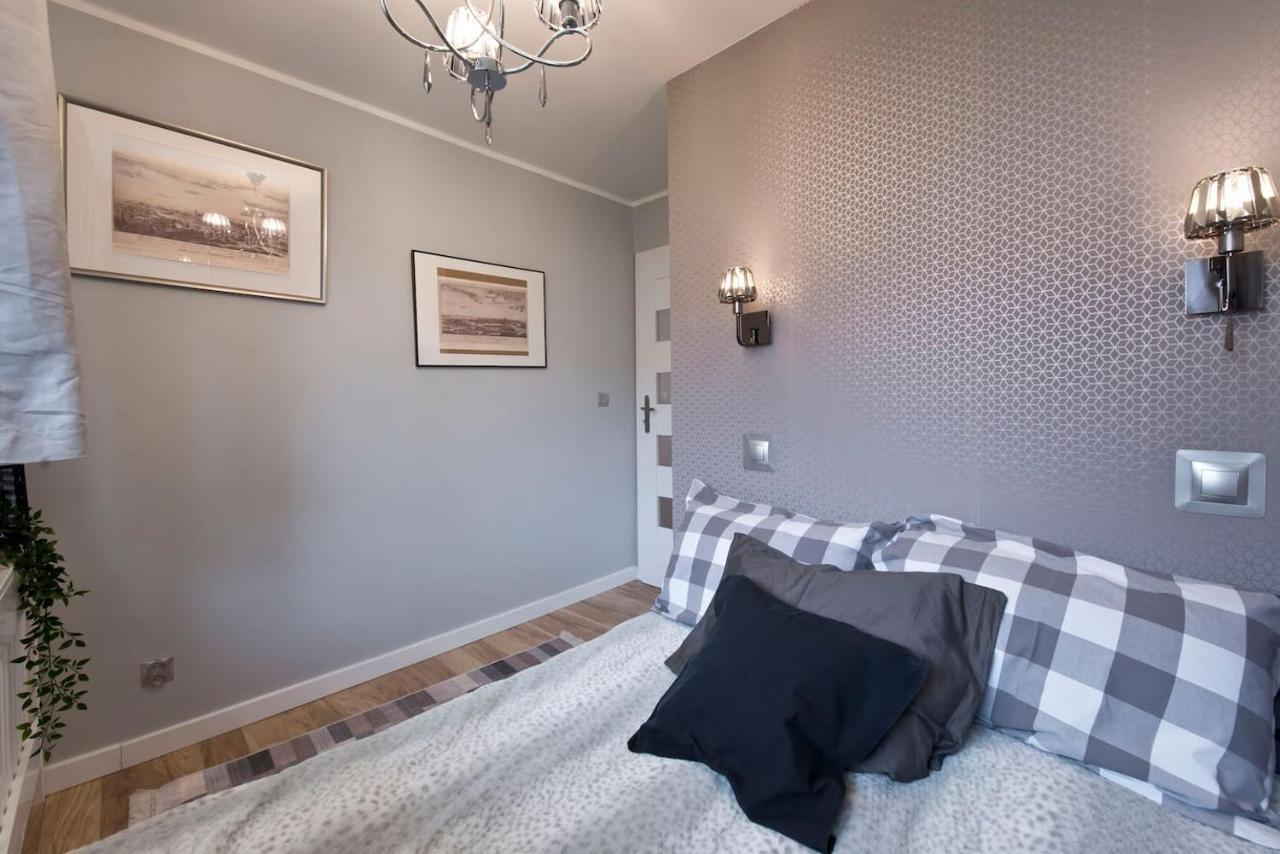 Stay Hip In Vibrant Centrally Located Apartment In Old Town 格但斯克 外观 照片